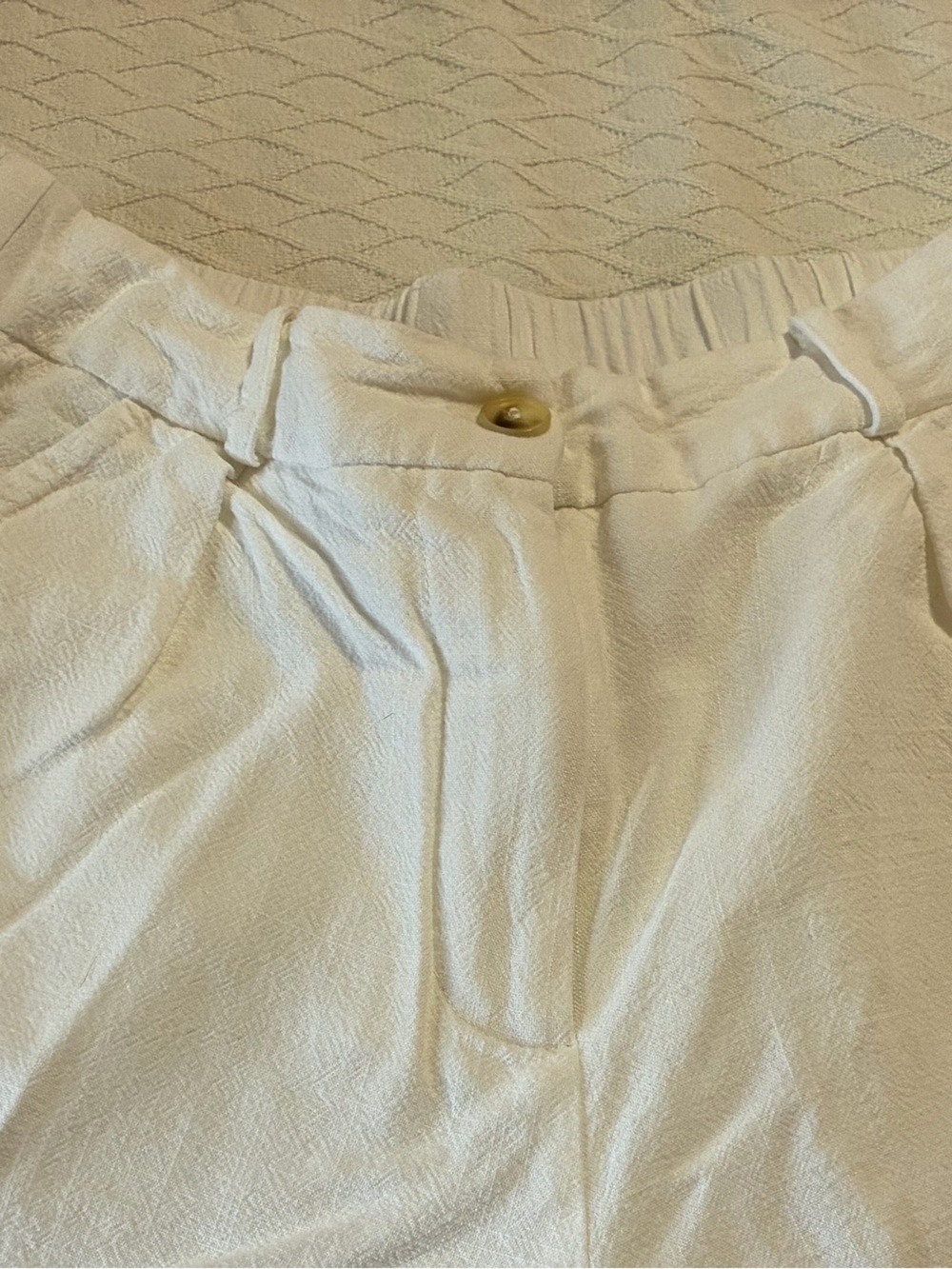 Mable Shorts - Picture 2 of 4